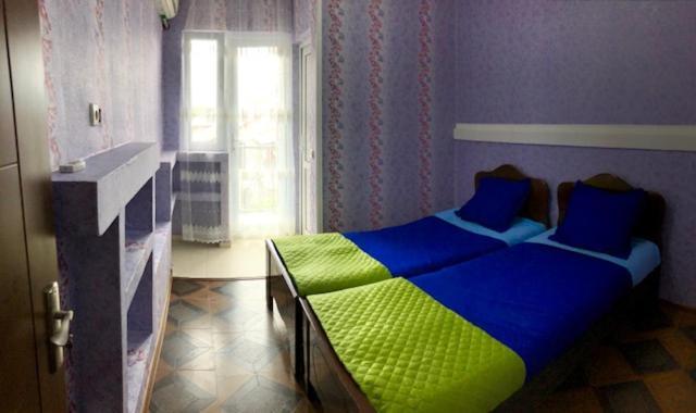 Mzeos House Hotell Batumi Exteriör bild